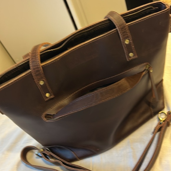 MONTANA HUDSON Eva Brown LARGE Leather Zip Tote - Picture 8 of 10